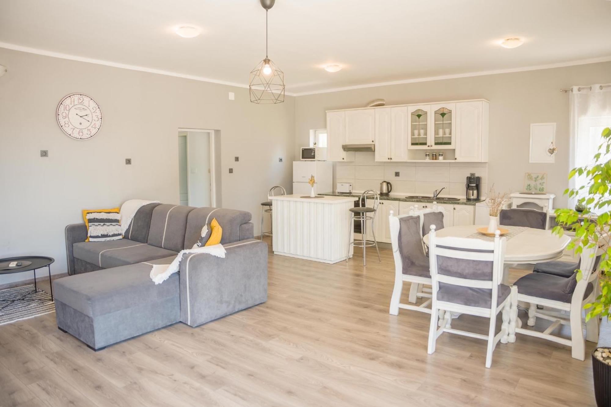 Iris Holiday Home Trbounje Esterno foto