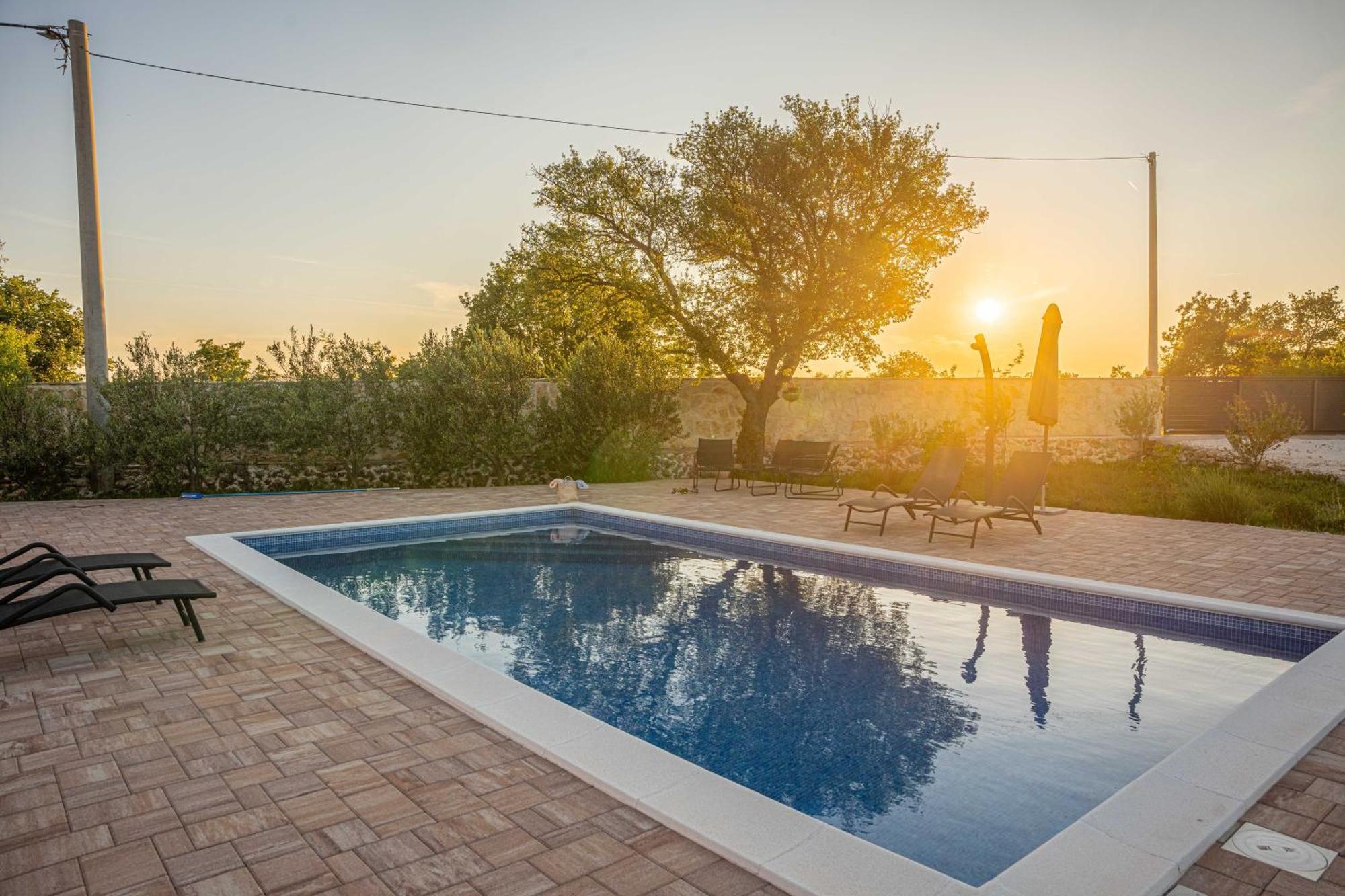 Iris Holiday Home Trbounje Esterno foto